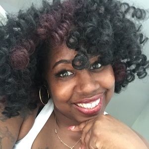 Meet your Posher, Kerrishia